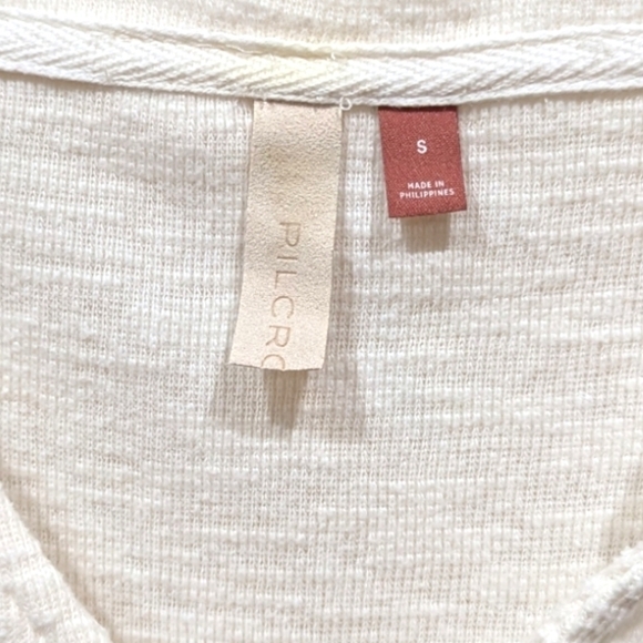 Anthropologie Pilcro Cozy Popover Ruffled V-Neck Blouson Sleeve Top (S) - Picture 4 of 9